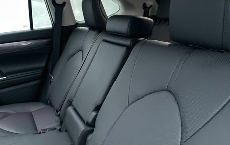 Toyota Highlander, 2025 год, 5 450 000 рублей, 31 фотография