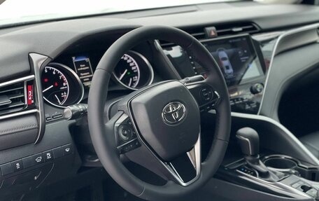 Toyota Camry, 2019 год, 2 180 000 рублей, 17 фотография