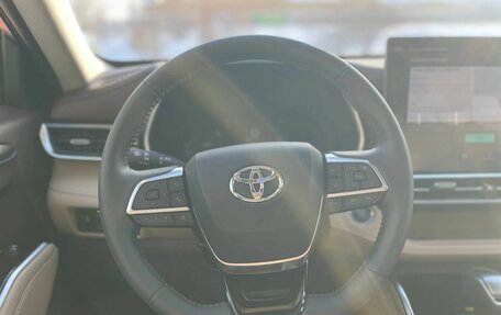 Toyota Highlander, 2025 год, 5 750 000 рублей, 17 фотография