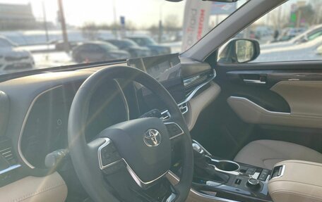 Toyota Highlander, 2025 год, 5 750 000 рублей, 10 фотография