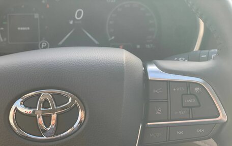 Toyota Highlander, 2025 год, 5 750 000 рублей, 16 фотография