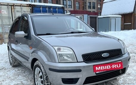 Ford Fusion I, 2004 год, 265 000 рублей, 4 фотография