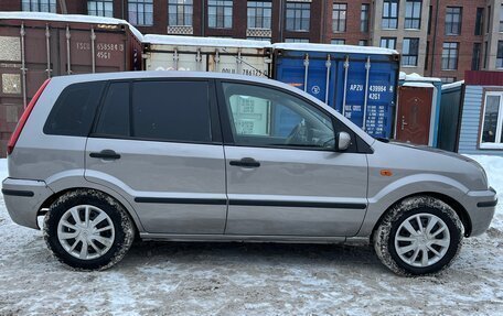 Ford Fusion I, 2004 год, 265 000 рублей, 16 фотография