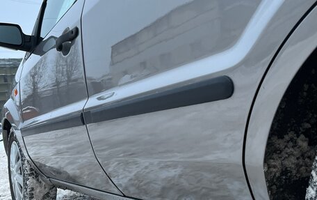 Ford Fusion I, 2004 год, 265 000 рублей, 13 фотография