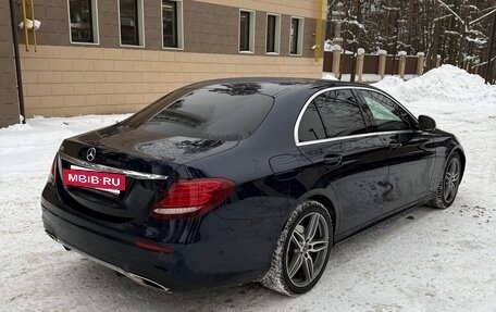 Mercedes-Benz E-Класс, 2020 год, 4 300 000 рублей, 5 фотография