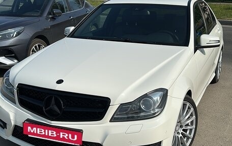 Mercedes-Benz C-Класс, 2012 год, 1 800 000 рублей, 8 фотография