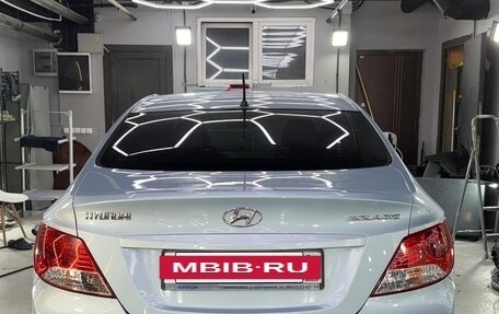 Hyundai Solaris II рестайлинг, 2013 год, 940 000 рублей, 3 фотография