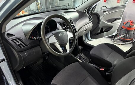 Hyundai Solaris II рестайлинг, 2013 год, 940 000 рублей, 13 фотография