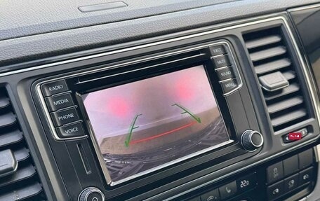 Volkswagen Multivan T6 рестайлинг, 2016 год, 2 915 000 рублей, 10 фотография