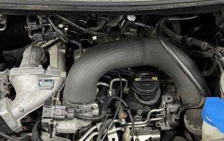 Volkswagen Multivan T6 рестайлинг, 2016 год, 2 915 000 рублей, 20 фотография