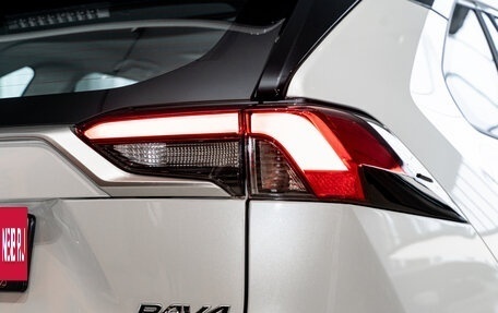 Toyota RAV4, 2025 год, 4 379 000 рублей, 6 фотография