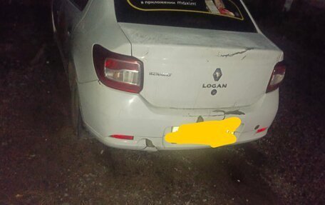 Renault Logan II, 2016 год, 370 000 рублей, 4 фотография