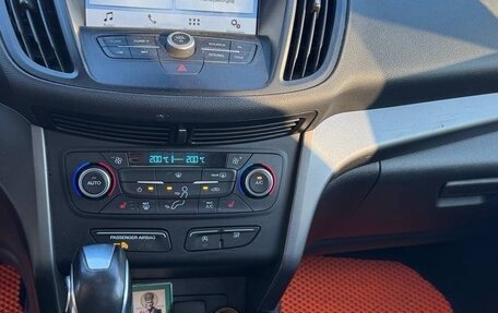 Ford Escape III, 2018 год, 1 400 000 рублей, 10 фотография