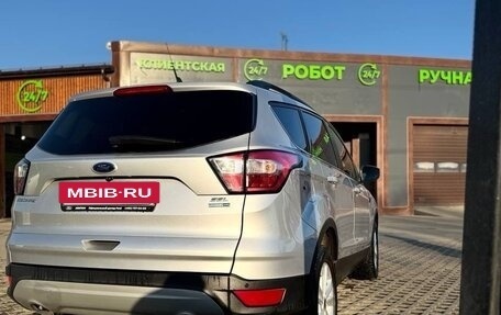 Ford Escape III, 2018 год, 1 400 000 рублей, 4 фотография