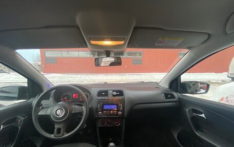 Volkswagen Polo VI (EU Market), 2012 год, 395 000 рублей, 22 фотография