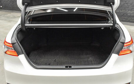 Toyota Camry, 2019 год, 2 830 000 рублей, 6 фотография