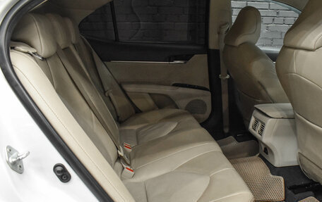 Toyota Camry, 2019 год, 2 830 000 рублей, 12 фотография