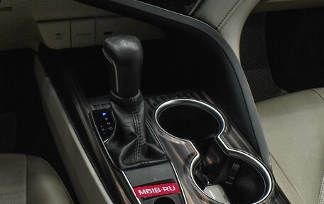 Toyota Camry, 2019 год, 2 830 000 рублей, 15 фотография