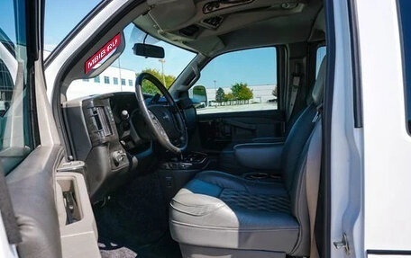 Chevrolet Express II, 2023 год, 16 251 548 рублей, 18 фотография