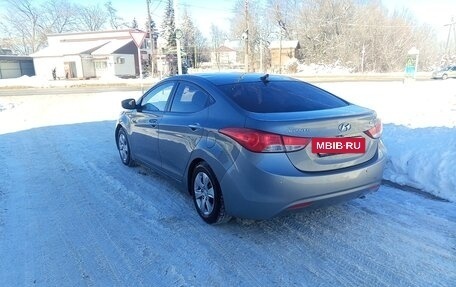 Hyundai Avante, 2011 год, 920 000 рублей, 2 фотография