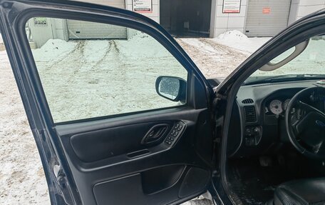 Ford Maverick, 2006 год, 750 000 рублей, 13 фотография