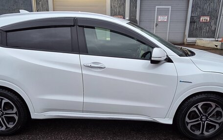 Honda Vezel, 2016 год, 1 765 000 рублей, 3 фотография