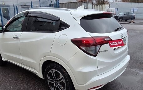 Honda Vezel, 2016 год, 1 765 000 рублей, 6 фотография