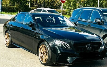 Mercedes-Benz E-Класс, 2016 год, 1 800 000 рублей, 2 фотография