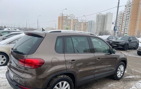 Volkswagen Tiguan I, 2015 год, 1 680 000 рублей, 6 фотография
