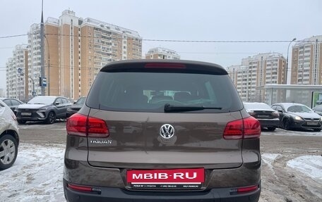 Volkswagen Tiguan I, 2015 год, 1 680 000 рублей, 4 фотография