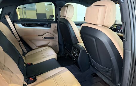 Porsche Cayenne III, 2024 год, 16 950 000 рублей, 25 фотография