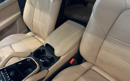 Porsche Cayenne III, 2024 год, 16 950 000 рублей, 37 фотография