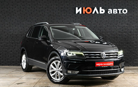 Volkswagen Tiguan II, 2017 год, 2 930 000 рублей, 3 фотография