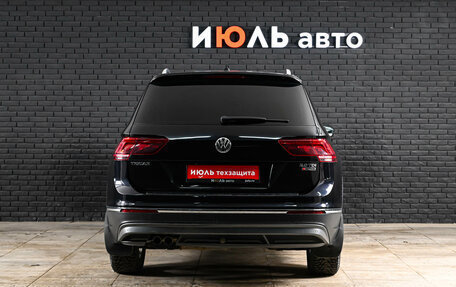 Volkswagen Tiguan II, 2017 год, 2 930 000 рублей, 5 фотография