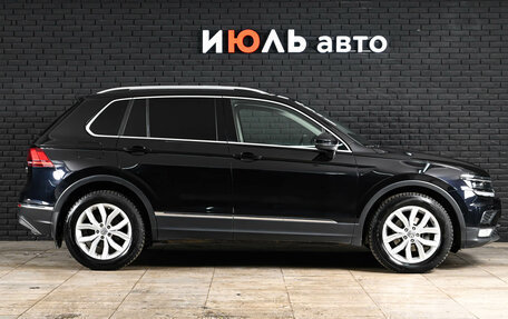 Volkswagen Tiguan II, 2017 год, 2 930 000 рублей, 8 фотография