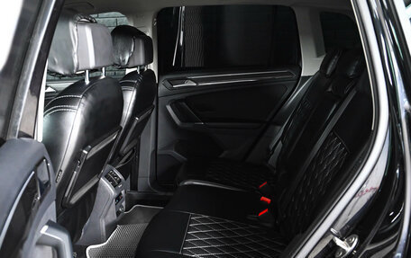 Volkswagen Tiguan II, 2017 год, 2 930 000 рублей, 14 фотография