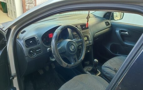 Volkswagen Polo VI (EU Market), 2010 год, 600 000 рублей, 10 фотография