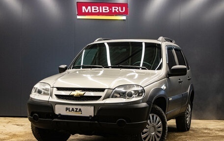 Chevrolet Niva I рестайлинг, 2017 год, 679 000 рублей, 1 фотография