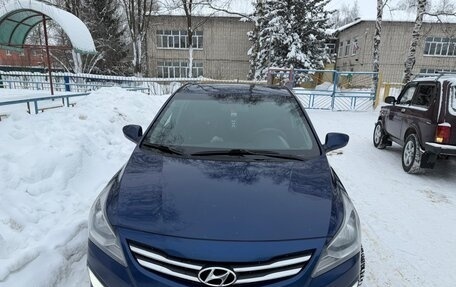 Hyundai Solaris II рестайлинг, 2016 год, 1 000 000 рублей, 1 фотография