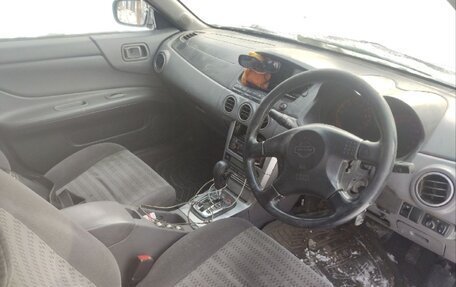 Nissan Avenir II, 2001 год, 210 000 рублей, 7 фотография