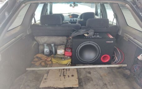 Nissan Avenir II, 2001 год, 210 000 рублей, 9 фотография