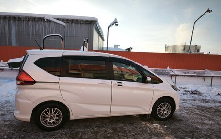 Honda Freed II, 2019 год, 1 930 000 рублей, 5 фотография