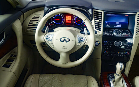 Infiniti FX II, 2011 год, 1 900 000 рублей, 13 фотография