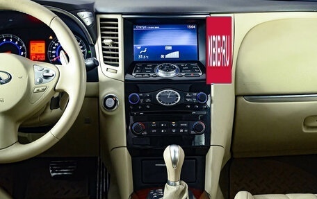 Infiniti FX II, 2011 год, 1 900 000 рублей, 15 фотография