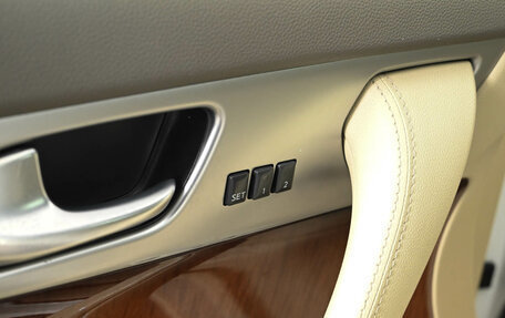 Infiniti FX II, 2011 год, 1 900 000 рублей, 17 фотография