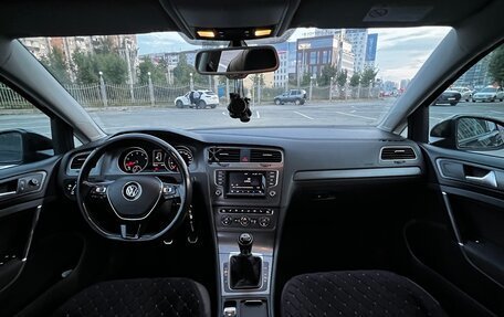 Volkswagen Golf VII, 2013 год, 990 000 рублей, 23 фотография