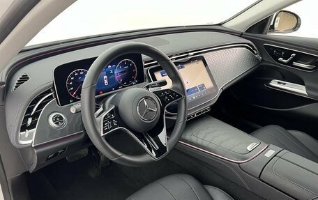 Mercedes-Benz E-Класс, 2024 год, 6 880 000 рублей, 10 фотография