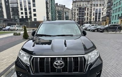 Toyota Land Cruiser Prado 150 рестайлинг 2, 2019 год, 4 500 000 рублей, 1 фотография