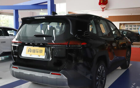 Toyota RAV4, 2026 год, 4 350 565 рублей, 6 фотография