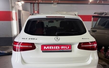 Mercedes-Benz GLC, 2018 год, 3 100 000 рублей, 4 фотография